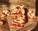 Foto langkah ke 5 dari resep Strawberry Crumb Bars.
