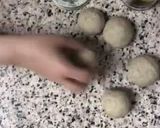 A picture of step 3 of Bajre ki roti.