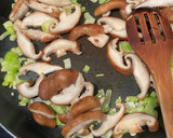 Foto del paso 8 de la receta: Rollitos primavera, arroz tres delicias y salsa agridulce. 🐉 🥢🥡🍜