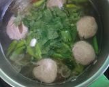 Foto langkah ke 5 dari resep Sop Daging Bakso Sapi.