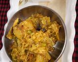 বাঁধাকপি  ও কাতলা মাছের মাথার ঘন্ট (bandhakopi o katla macher ghonto recipe in Bengali) রেসিপি ধাপ - 6 ছবি