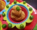 A picture of step 7 of Potli Samosas.