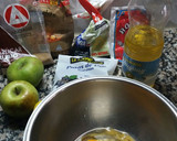 Foto del paso 1 de la receta: Torta de manzana y pasas de uva !!
