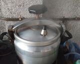 صورة لخطوة 1 من وصفة بطاطا كوشة مم بنين مم 😋😋😋😋👍