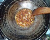 Foto langkah ke 2 dari resep Udang Goreng Saus Mentega.