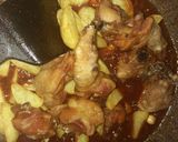 Foto langkah ke 4 dari resep Semur Ayam Kentang.