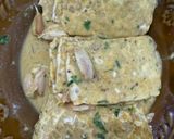 Foto langkah ke 2 dari resep Tempe Goreng Bawang Putih Daun Jeruk.