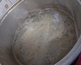 Foto langkah ke 2 dari resep Bakso Ayam Jamur.