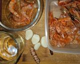Foto del paso 1 de la receta: Rigattoni en salsa de gambitas rojas