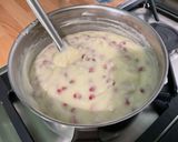 Une image de l'étape 8 de Flan pâtissier aux groseilles rouges et vanille.