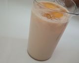 A picture of step 2 of Marie biscuits pudding.