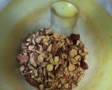Foto langkah ke 1 dari resep Selai coklat almond.