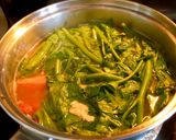 Hình bước làm 3 của món Canh chua rau muống cá basa