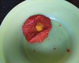 Foto langkah ke 2 dari resep Telur dadar maizena.