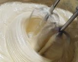 Foto langkah ke 6 dari resep Lemon Pound Cake.