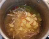 Foto del paso 3 de la receta: Sopa de Patas de pollo