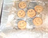 A picture of step 5 of Crispy potato smiley.