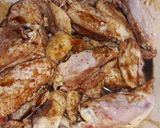 Foto del paso 4 de la receta: Alitas de pollos con miel 😎