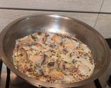 A picture of step 6 of Spaghetti in mushroom cream sauce.