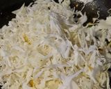 ক্যাবেজ এগ স্টর ফ্রাই (Cabbage Egg Stir Fry recipe in Bengali) রেসিপির ধাপ 2 ছবি