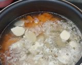 Foto langkah ke 2 dari resep Sup Bakso Jamur.