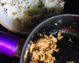 Foto langkah ke 2 dari resep Bola bola nasi (Menu Sarapan Kilat).