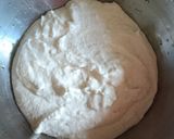 A picture of step 3 of Urad Dal Dahi Phulki / Doi Fuluri.