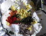A picture of step 2 of Rava uttapum.