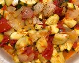 Une image de l'étape 4 de Crumble de tomates et courgettes.
