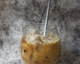 Foto langkah ke 3 dari resep Ice Coffee Milk Creamy.