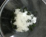 A picture of step 3 of Crunchy paan balls.