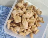 Foto del paso 2 de la receta: Ñoquis con pechuga de pavo, espinacas y queso crema