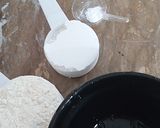 A picture of step 4 of Easy cup cake🥰🧁.