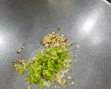 A picture of step 2 of Manchow Soup.