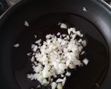 Foto del paso 2 de la receta Revuelto de setas, champiñón y gulas