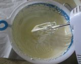 Foto langkah ke 2 dari resep Prunes roll cake.
