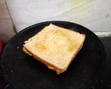 A picture of step 4 of Leftover Kaddu (pumpkin) Tandoori Mayonnaise Sandwich.