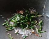 Foto langkah ke 3 dari resep #141 Tumis Jeroan ayam Buncis.