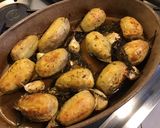 Une image de l'étape 12 de Pommes de terre « farcies » laurier aux herbes aromatiques et ail en chemise.