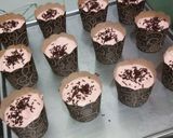 Foto langkah ke 5 dari resep Bolu pisang cup.