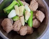 A picture of step 2 of Soya Chunks Chilla (protein rich, weight loss recipe).
