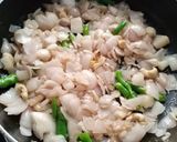 A picture of step 1 of Methi Matar Paneer.