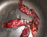 Foto del paso 2 de la receta: Salsa de chile morita