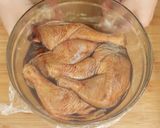 Foto langkah ke 2 dari resep Ayam Goreng Hong Kong Devina Hermawan.