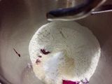 Red Dragon Fruit Bun - Banh Mi Thanh Long Nui