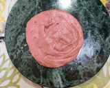 A picture of step 6 of Beetroot lachcha paratha.