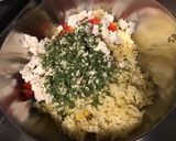 Une image de l'étape 7 de Salade de riz épicé aux tomates, laitue rouge et feta sauce melfor.