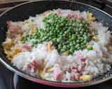 Foto del paso 2 de la receta: Arroz tres delicias
