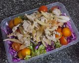 Hình bước làm 8 của món Salad bò, bắp cải tím, xà lách xoăn