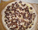Foto del paso 7 de la receta Pizza de pollo, setas y pasta de jengibre y ajo
